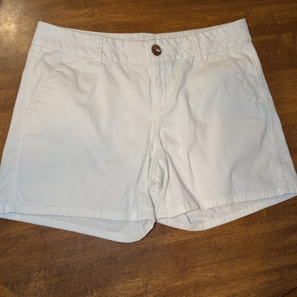 Maurices Womens White Chino Shorts Size‎ 7/8 Mid Rise Stretch Cotton Blend
